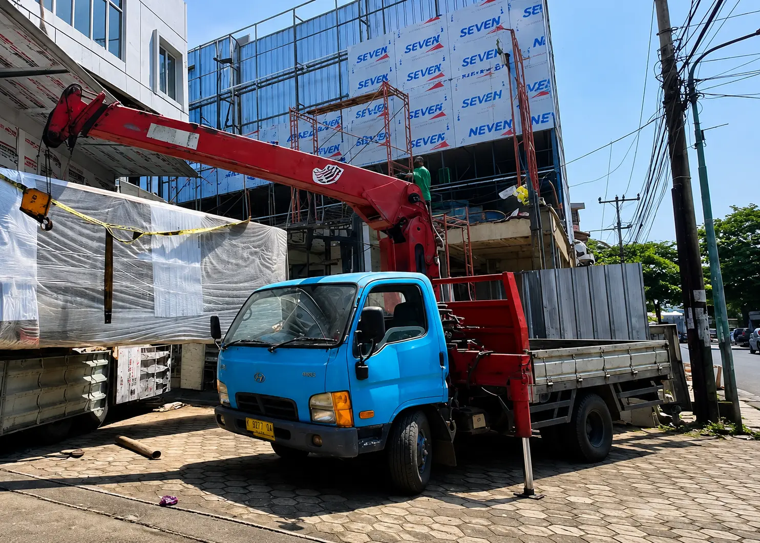 Truck Crane 3 Ton